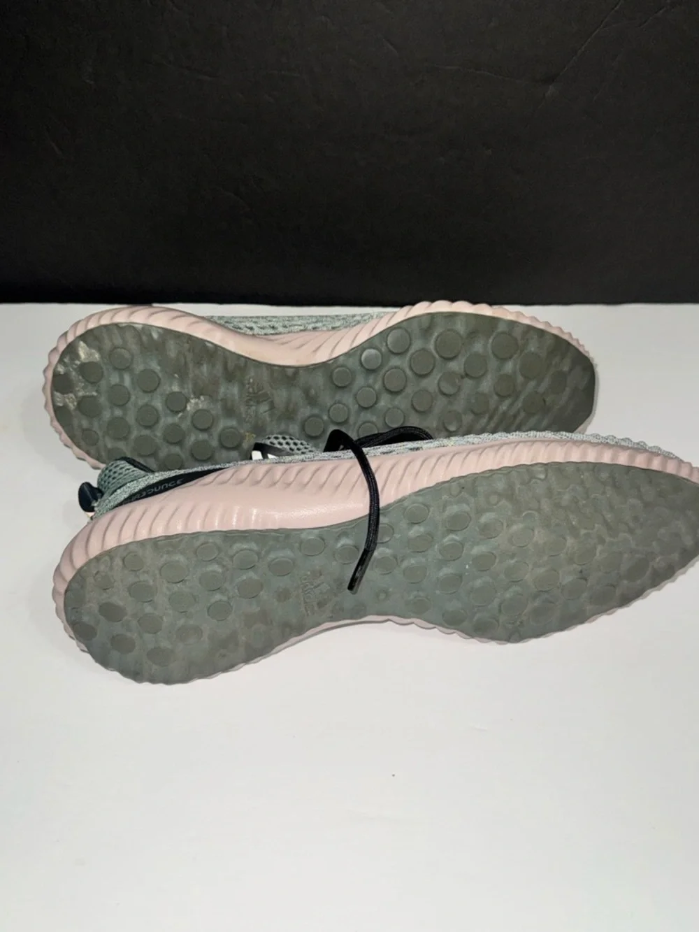 Adidas Bounce I Men’s I Knit Athletic Sneakers - Sage Green